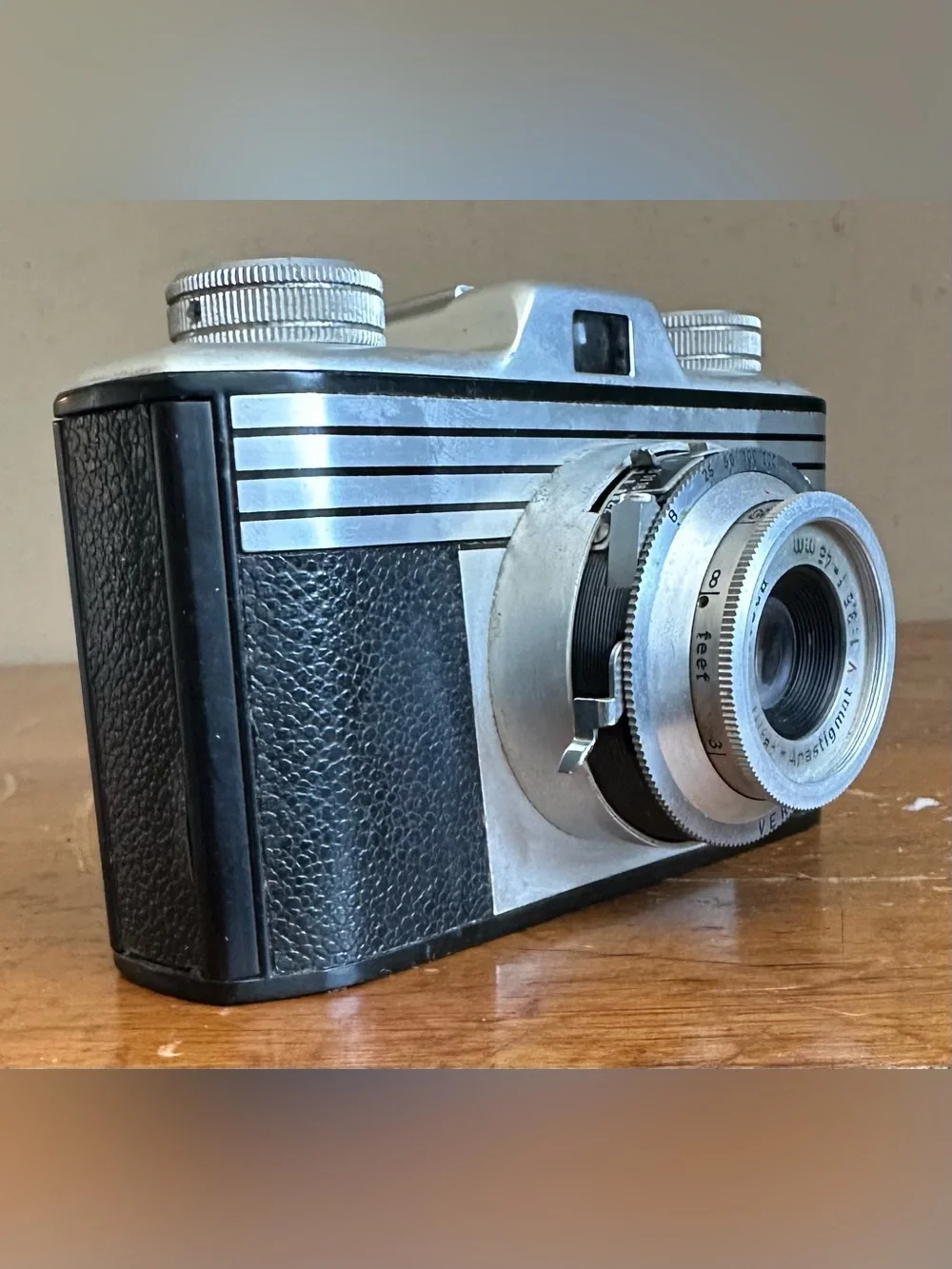 Iloca Quick-A 35mm Film Anastigmat V 45mm f/3.5 Vero Lens Camera w/Case Germany